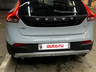 2013 Volvo V40 Cross Country I, серый, 1370000 рублей, вид 3