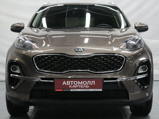 2018 Kia Sportage IV Рестайлинг, коричневый, 1709000 рублей, вид 4