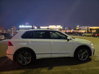 2019 Volkswagen Tiguan II, белый, 3650000 рублей, вид 2