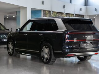 2025 Zeekr 9X 70 kWh, серый, 11390000 рублей, вид 5
