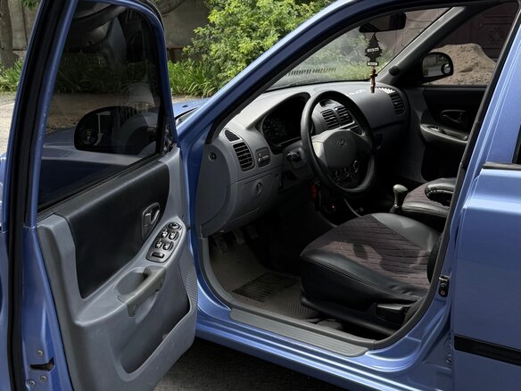 2004 Hyundai Accent ТагАЗ II, фиолетовый, 450000 рублей - вид 14