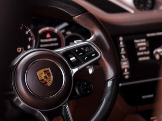 2020 Porsche Cayenne S Coupé III, чёрный, 6800000 рублей, вид 3