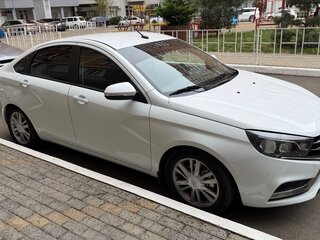 2017 Lada (ВАЗ) Vesta I, белый, 840000 рублей, вид 2