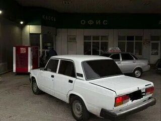 2010 Lada (ВАЗ) 2107, белый, 135000 рублей, вид 3