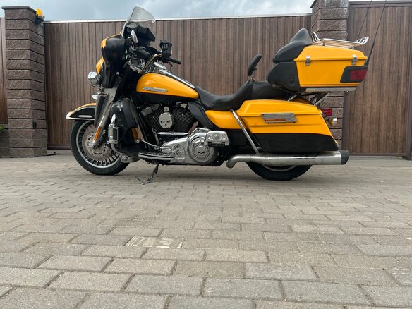 2013 Harley-Davidson Electra Glide, жёлтый, 1150000 рублей - вид 5