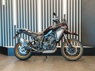 2026 QJMotor SRT 450 RX, красный, 579000 рублей, вид 2