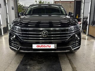 2019 Volkswagen Touareg III, чёрный, 3600000 рублей, вид 1