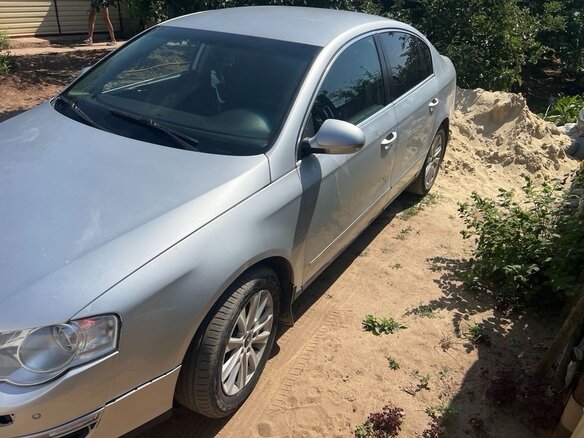 2006 Volkswagen Passat B6, серебристый, 460000 рублей - вид 3