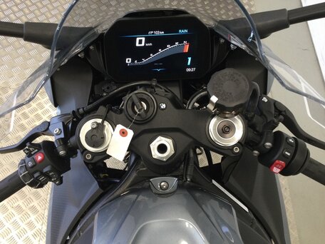 2026 BMW S 1000 RR, серый, 2192000 рублей, вид 5