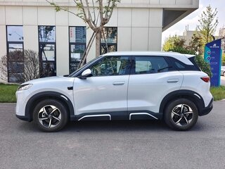 2025 BYD Yuan Up 32 kWh, серый, 1700000 рублей, вид 3