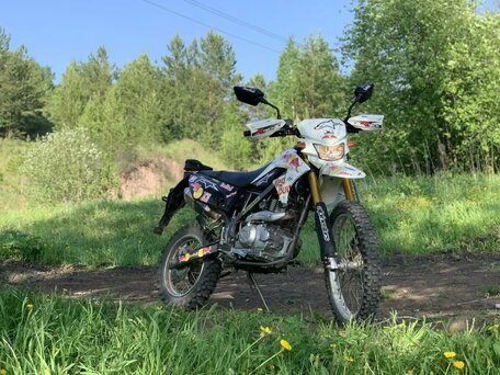 2012 Kawasaki D-tracker 125, белый, 300000 рублей, вид 4