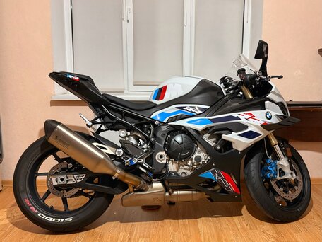 2024 BMW S 1000 RR, белый, 2150000 рублей, вид 2