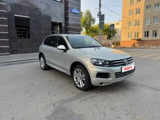 2012 Volkswagen Touareg II, зелёный, 2190000 рублей, вид 3
