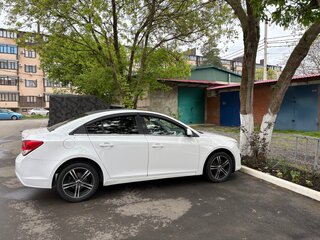 2014 Chevrolet Cruze I Рестайлинг, белый, 800000 рублей, вид 3