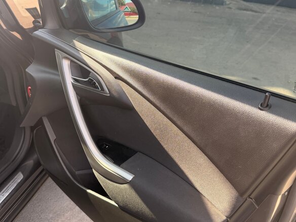 2010 Opel Astra J, серый, 580000 рублей - вид 17