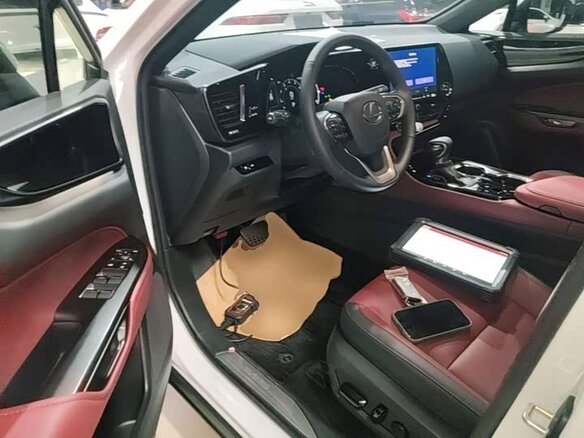 2026 Lexus NX 200 II, белый, 5600000 рублей - вид 19
