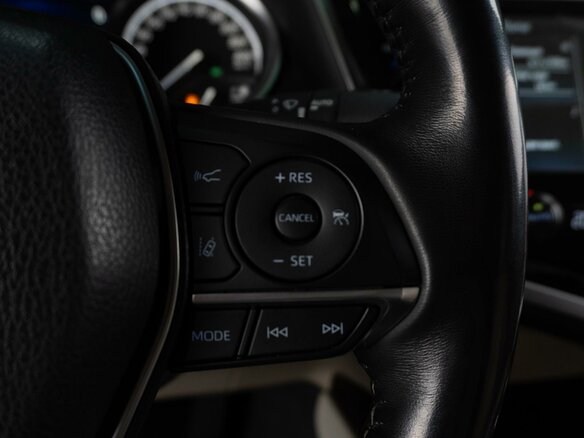 2021 Toyota Camry VIII (XV70), белый, 2949000 рублей - вид 12