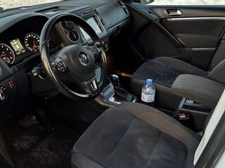 2011 Volkswagen Tiguan I Рестайлинг, белый, 1350000 рублей, вид 5