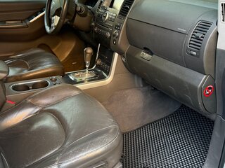 2012 Nissan Pathfinder III Рестайлинг, белый, 2200000 рублей, вид 5