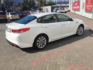 2017 Kia Optima IV, белый, 1800000 рублей, вид 2
