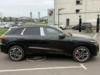 2026 Audi Q5 40 TFSI III (GU), чёрный, 6799000 рублей, вид 3