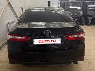 2018 Toyota Camry VIII (XV70), чёрный, 2000000 рублей, вид 3