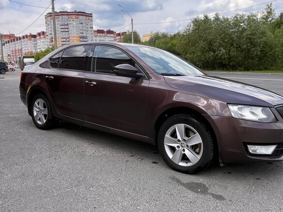 2015 Skoda Octavia III (A7), коричневый, 1210000 рублей - вид 6