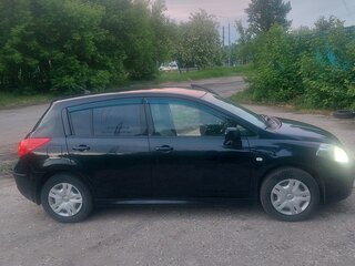 2013 Nissan Tiida I Рестайлинг, чёрный, 730000 рублей, вид 2