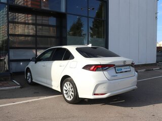 2019 Toyota Corolla XII (E210), белый, 1899000 рублей, вид 3