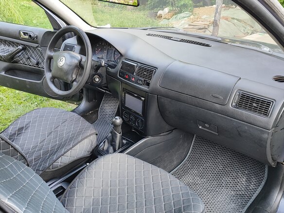 1998 Volkswagen Golf IV, синий, 275000 рублей - вид 4