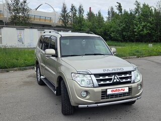 2012 Mitsubishi Pajero IV Рестайлинг 1, бежевый, 2450000 рублей, вид 4