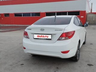 2011 Hyundai Solaris I, белый, 630000 рублей, вид 3