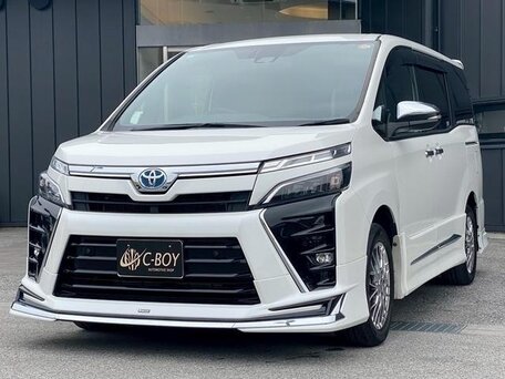 Toyota Voxy III (R80) Рестайлинг