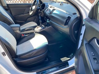 2011 Kia Sportage III, белый, 1270000 рублей, вид 5