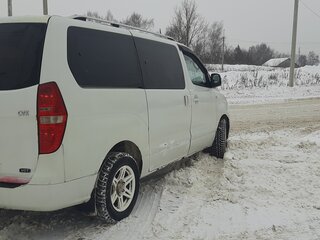 2011 Hyundai Grand Starex I, белый, 1200000 рублей, вид 3