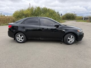 2010 Kia Forte I, чёрный, 550000 рублей, вид 4