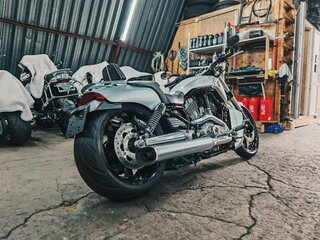 2009 Harley-Davidson V-Rod Muscle, серебристый, 1180000 рублей, вид 4