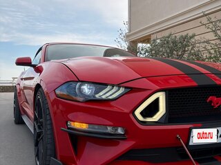2018 Ford Mustang VI Рестайлинг, красный, 2250000 рублей, вид 5