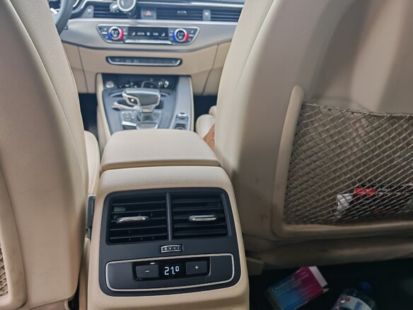 2019 Audi A4 45 TDI V (B9) Рестайлинг, серый, 3750000 рублей - вид 15