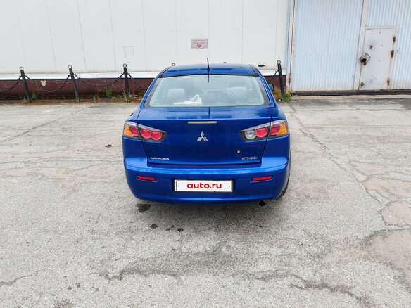 2011 Mitsubishi Lancer X Рестайлинг, синий, 700000 рублей - вид 1