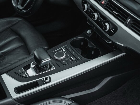 2017 Audi A4 V (B9), чёрный - вид 28