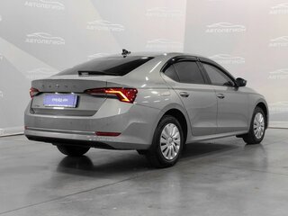 2021 Skoda Octavia IV (A8), коричневый, 2550000 рублей, вид 5