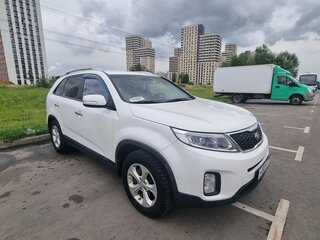 2016 Kia Sorento II Рестайлинг, белый, 1800000 рублей, вид 3