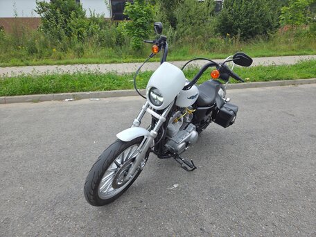 2007 Harley-Davidson Sportster 883, белый, 535000 рублей, вид 4