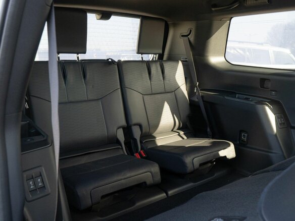 2026 Toyota Land Cruiser Prado 250 Series, белый, 12100000 рублей - вид 12