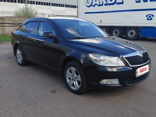 2011 Skoda Octavia II (A5) Рестайлинг, чёрный, 720000 рублей, вид 3