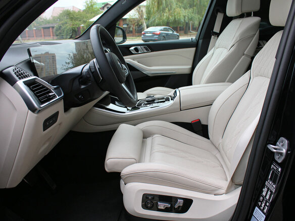 2025 BMW X5 30d IV (G05/G18) Рестайлинг, синий - вид 7
