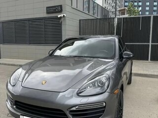 2010 Porsche Cayenne S II (958), серый, 1300000 рублей, вид 2
