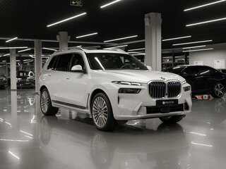 2024 BMW X7 40d I (G07) Рестайлинг, белый, 13600000 рублей, вид 2