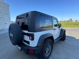 2011 Jeep Wrangler III (JK), белый, 3200000 рублей, вид 2